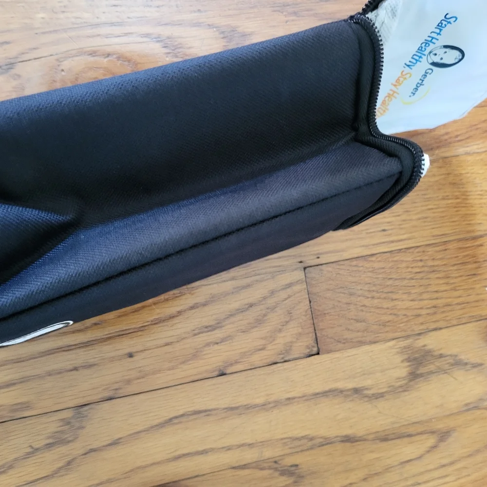 Gerber Baby Insulated Bottle Bag Pouch Portable Diaper Changing‎ Pad